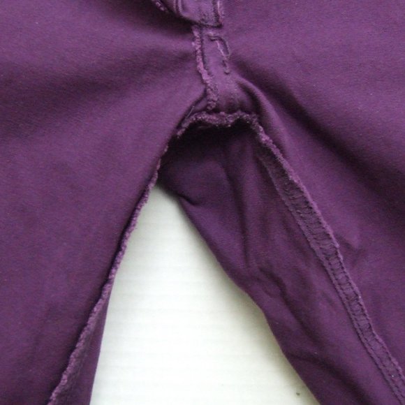 Purple jeans Old Navy Rock Star pants women's tapered leg size 10 - Picture 7 of 12